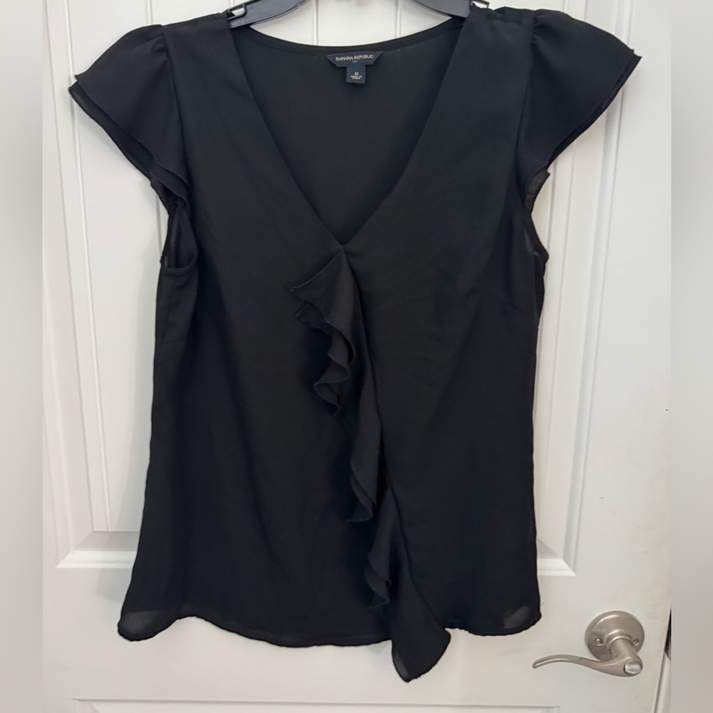 Banana Republic Black Ruffle V-Neck Blouse women’s sheer size medium B